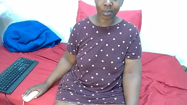 Snapshot of Thickchocolatex2 chatting on September 25, 2025, 7:56 am Thickchocolatex2 online show from September 25, 2025, 7:56 am