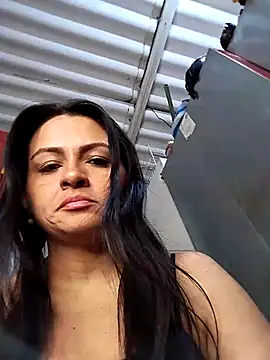 Linda Lars online show from September 15, 2025, 3:39 am