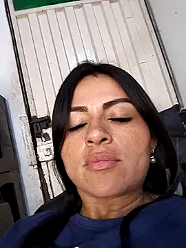 Linda Lars online show from October 1, 2025, 3:12 am