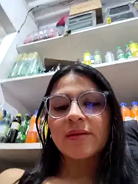 Snapshot of Linda_Lars chatting on February 9, 2026, 2:04 am Linda Lars online show from February 9, 2026, 2:04 am