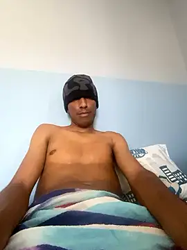 Snapshot of 800112 chatting on December 4, 2024, 2:59 pm 800112 online show from December 4, 2024, 2:59 pm