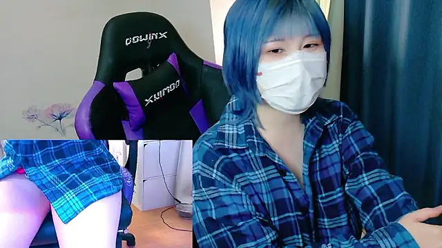 hazuki 8008 online show from October 24, 2025, 3:58 am