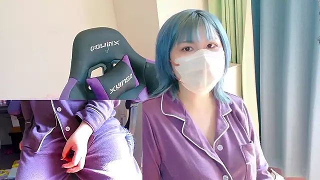 hazuki 8008 online show from November 14, 2025, 1:37 am