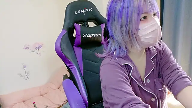 hazuki 8008 online show from February 28, 2026, 2:45 am