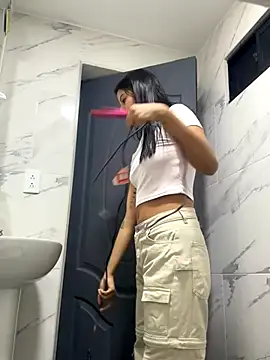 Arilw online show from October 24, 2025, 12:01 pm