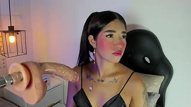 baby naughty1  online show from January 11, 2025, 1:43 pm