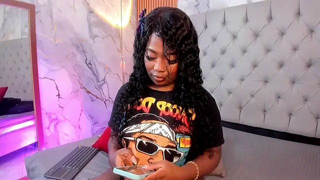 Scarlett diaz17 online show from April 15, 2026, 4:52 am