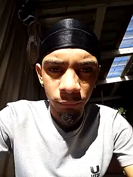 Snapshot of 29YOURZ_28_ chatting on December 9, 2024, 6:12 am 29YOURZ 28  online show from December 9, 2024, 6:12 am