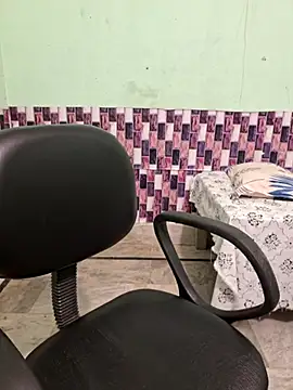 N-Natasha online show from September 13, 2025, 5:46 pm