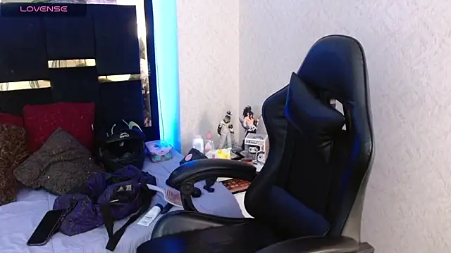 Bunny O online show from April 19, 2026, 12:22 am