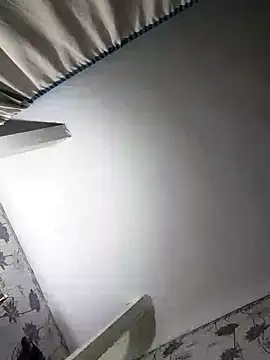 SweetLeila40 online show from February 5, 2025, 11:39 pm