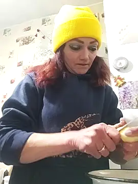 SweetLeila40 online show from April 10, 2026, 5:28 pm