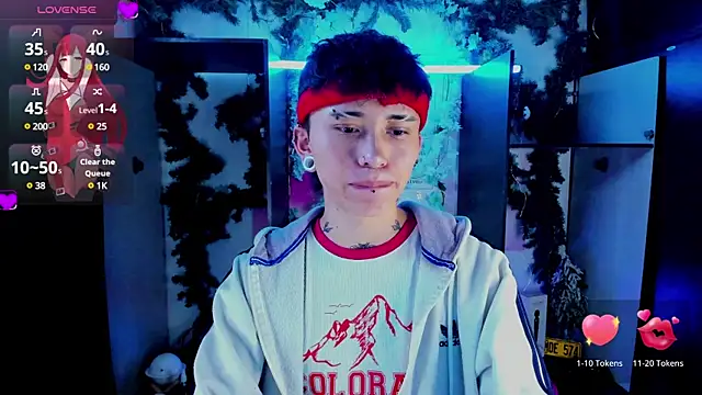 juniior 2311  online show from February 26, 2025, 9:16 pm