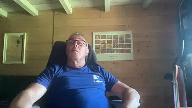 Snapshot of lelohop chatting on June 18, 2026, 7:08 am lelohop online show from June 18, 2026, 7:08 am