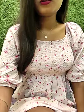 Snapshot of yhona_darling chatting on April 5, 2026, 9:06 am yhona darling online show from April 5, 2026, 9:06 am