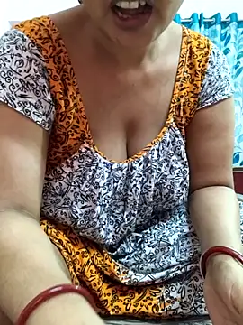 MUMTAJ-1 online show from April 15, 2026, 1:56 am