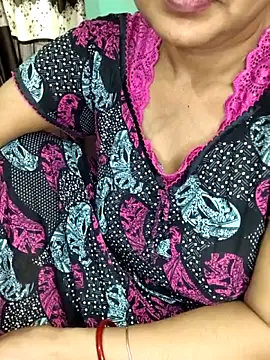 MUMTAJ-1 online show from April 19, 2026, 1:27 am