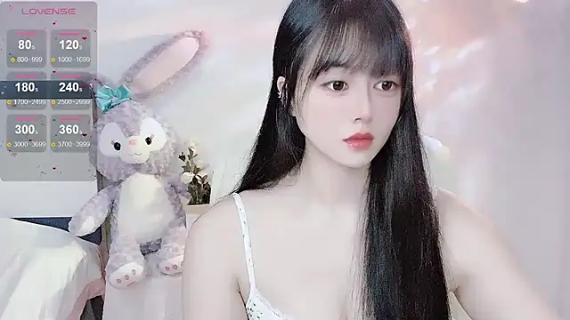 Lydia 170 online show from March 3, 2025, 8:43 pm