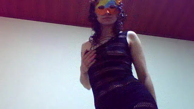 CELEna098rs707 online show from October 1, 2025, 4:02 pm