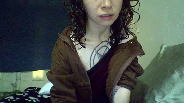 CELEna098rs707 online show from April 18, 2026, 10:32 pm