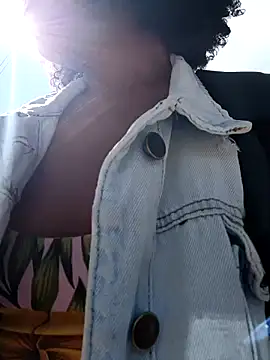 BlairSamy online show from December 4, 2024, 6:50 pm