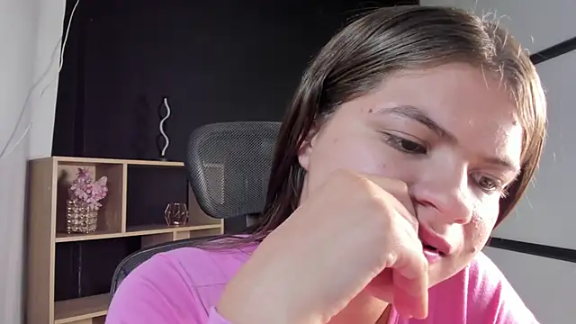 PaigeJayden online show from February 14, 2025, 6:29 pm