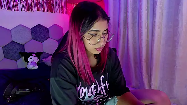 Horny tgn online show from February 21, 2026, 6:31 pm