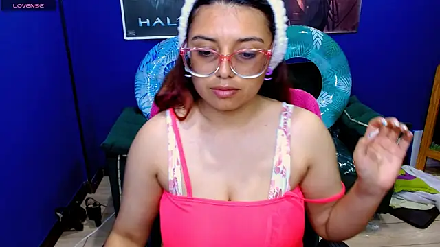 Snapshot of X_CHERRY_XX chatting on March 17, 2025, 11:54 pm X CHERRY XX online show from March 17, 2025, 11:54 pm
