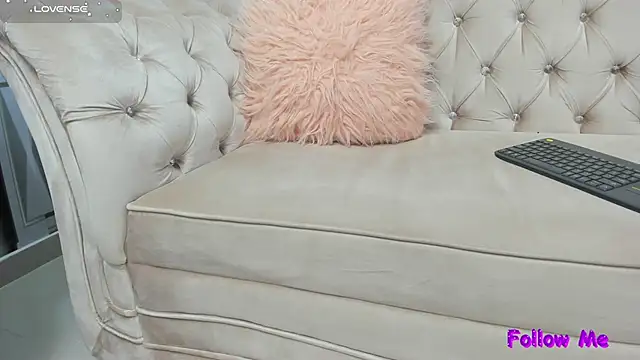 joselyn sexy  online show from December 31, 2024, 12:54 am