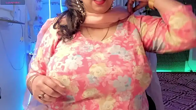 Gulabi Queen online show from February 3, 2025, 7:51 am