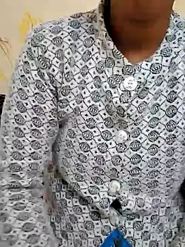 CUTYHINA 001 online show from December 20, 2024, 5:25 am