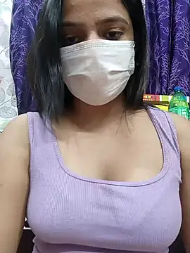 Myloveurvi online show from December 20, 2024, 8:01 pm