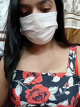 Myloveurvi online show from March 20, 2025, 5:47 pm