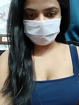 Myloveurvi online show from April 11, 2026, 4:55 pm