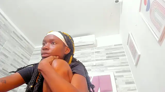 Snapshot of ebony_march chatting on March 4, 2025, 6:29 pm ebony march online show from March 4, 2025, 6:29 pm