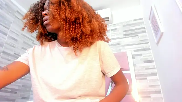 Snapshot of ebony_march chatting on March 20, 2025, 6:42 pm ebony march online show from March 20, 2025, 6:42 pm