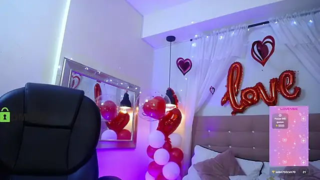 natasha  jackson online show from February 21, 2025, 1:22 pm