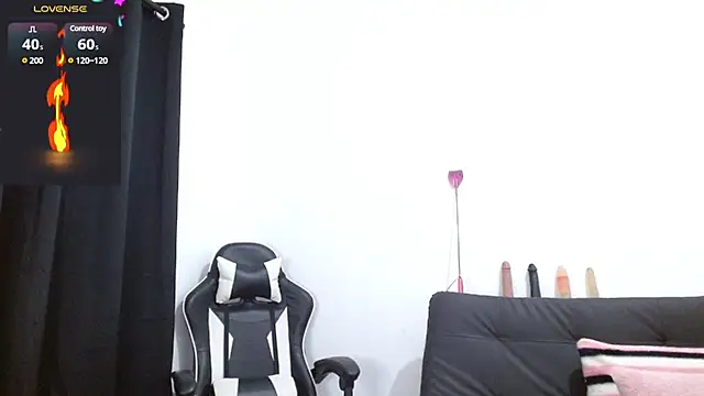 Kiara-Rider online show from March 22, 2025, 6:11 am