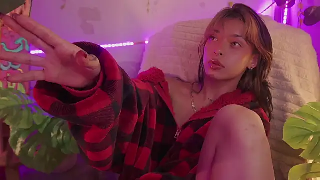 Kitty arts online show from February 28, 2025, 9:55 pm