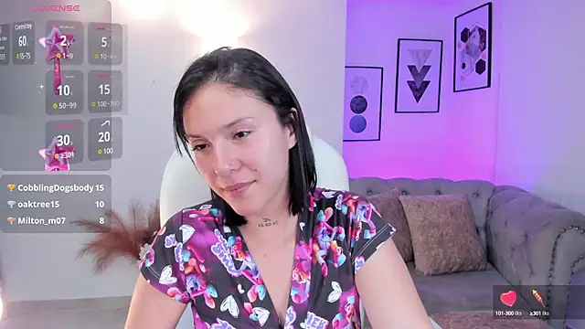 Snapshot of kendaall_jenner_ chatting on December 11, 2024, 5:00 am kendaall jenner online show from December 11, 2024, 5:00 am