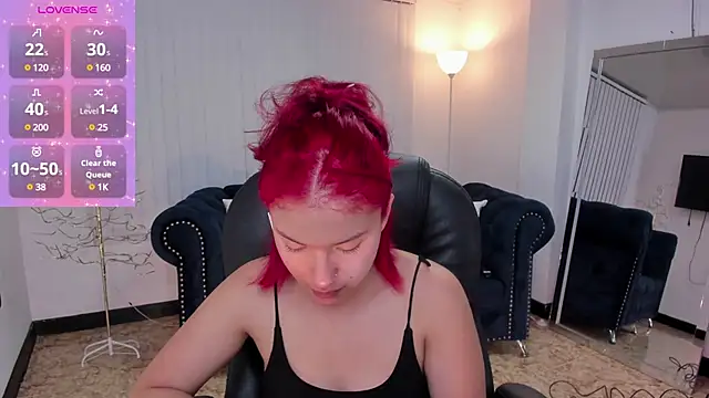 Snapshot of kendaall_jenner_ chatting on February 7, 2025, 4:16 am kendaall jenner online show from February 7, 2025, 4:16 am