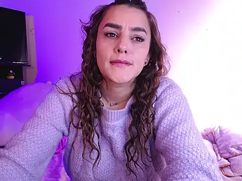 Lu perez online show from October 22, 2025, 5:02 pm