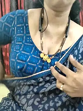 bhuvana555 online show from November 2, 2025, 5:04 pm