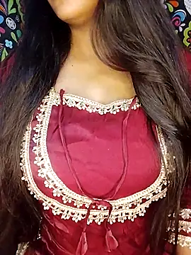 Sreya213 online show from March 14, 2026, 6:24 pm