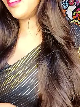 Sreya213 online show from March 27, 2026, 6:40 pm