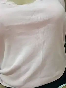 Snapshot of Rina777o chatting on October 3, 2025, 5:54 pm Rina777o online show from October 3, 2025, 5:54 pm