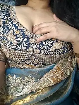 Rina777o online show from April 22, 2026, 1:41 am