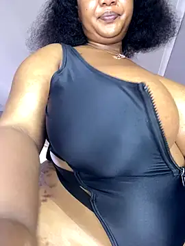 MayaPassion online show from November 12, 2025, 7:31 am