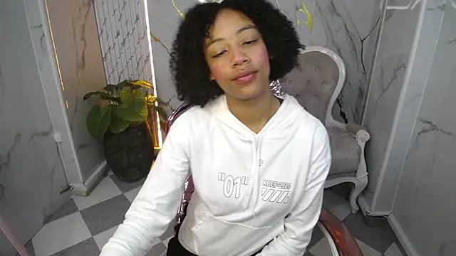 Violeth b online show from October 17, 2025, 1:14 pm