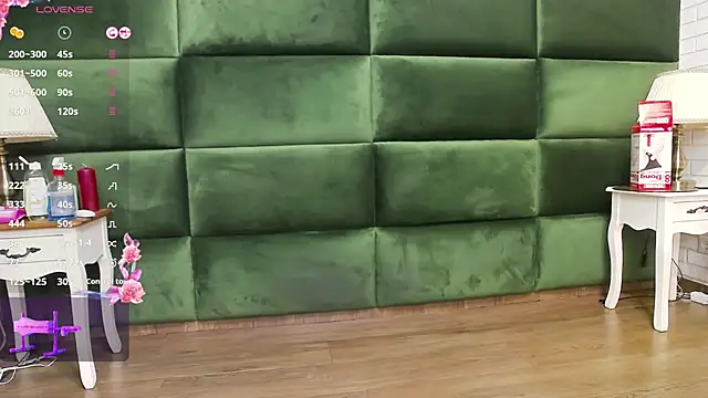 SelenSummer online show from November 11, 2025, 7:58 pm